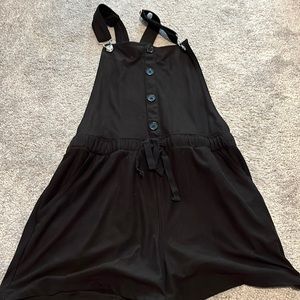 women’s medium black overalls